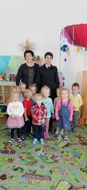 В Брюховецком районе полицейские провели профилактическую беседу с дошколятами на тему терроризма