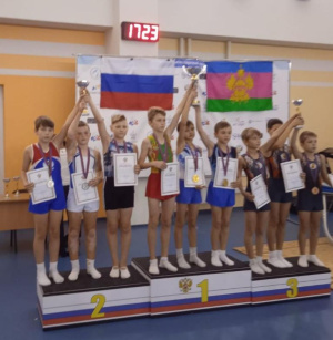 Спортивная сборная МО Брюховецкий район стала серебряным призером первенства и чемпионата Краснодарского края по прыжкам на батуте