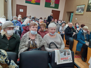 «Все песни и цветы любимым женщинам»