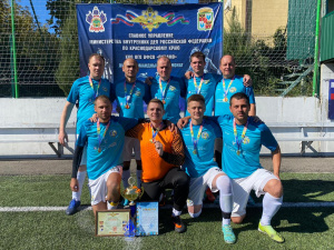 Отдел МВД России по Брюховецкому району стали лучшими в футбольном турнире